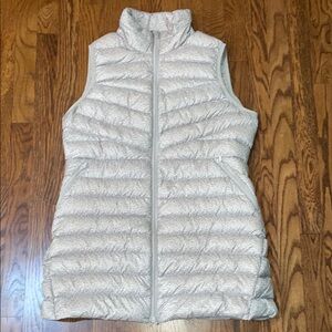 Lands’ End wonderweight down vest
